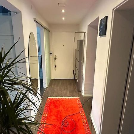 Monikas Home - Gemuetliche 3-Zimmer-Wohnung Im Herzen Von Böblingen Exterior foto